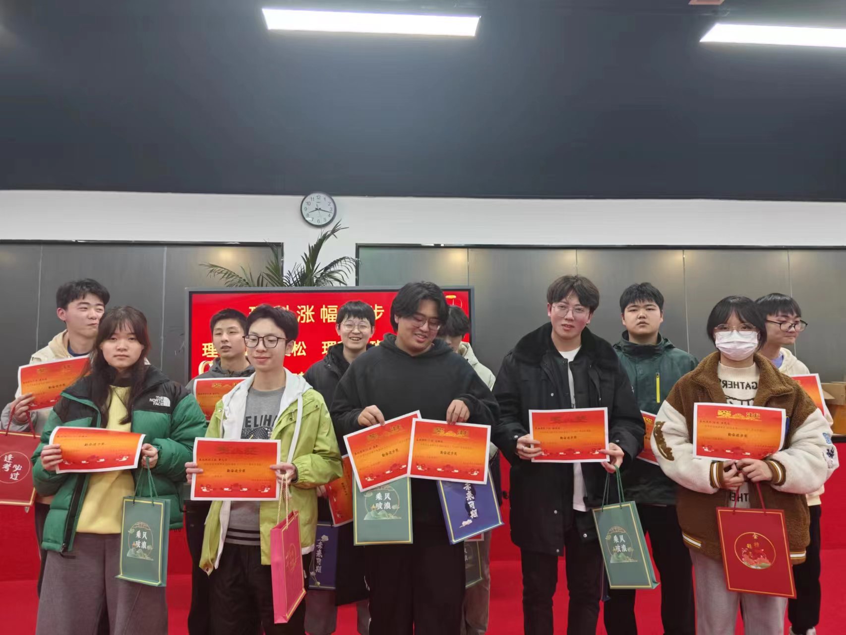 戴氏教育教学环境