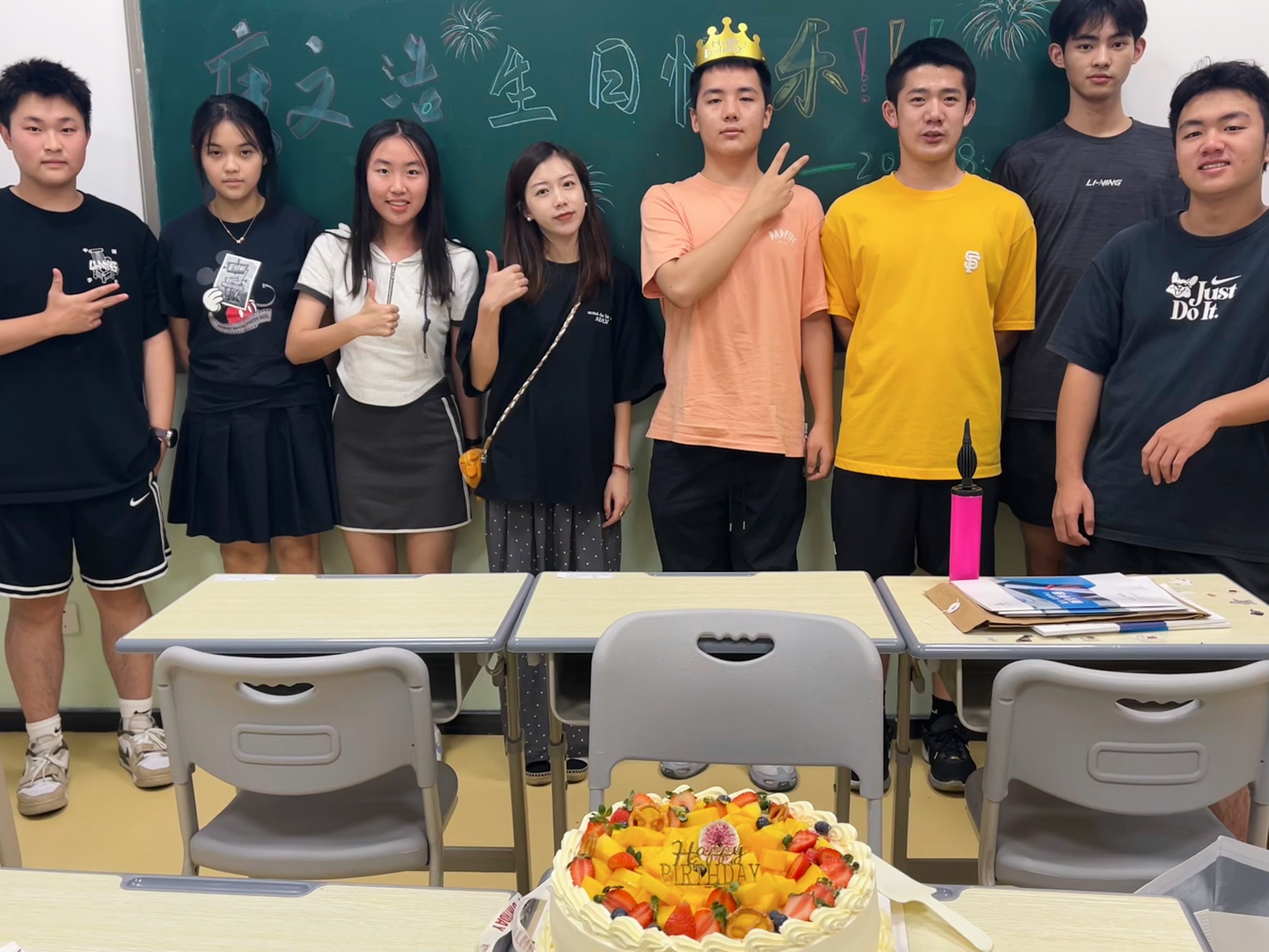 戴氏教育学员照片