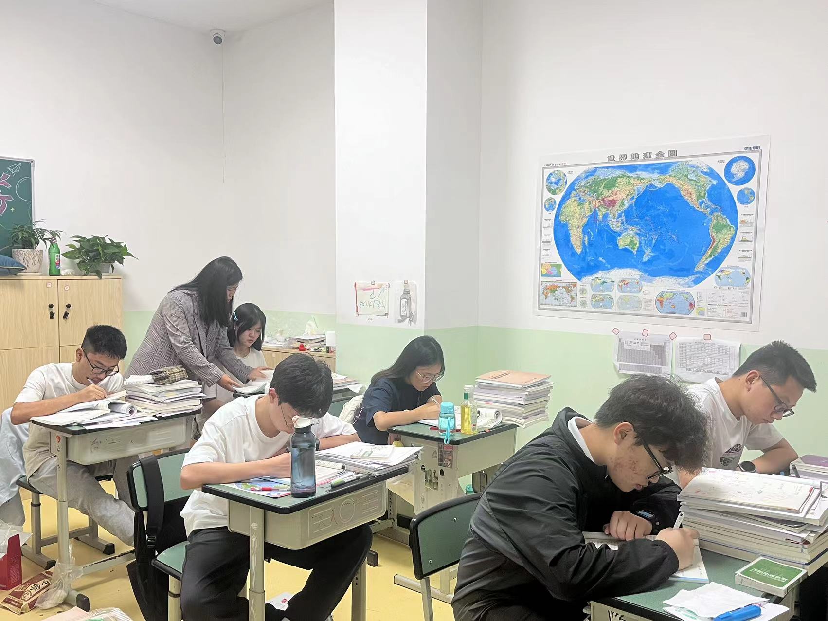 戴氏教育上课情况