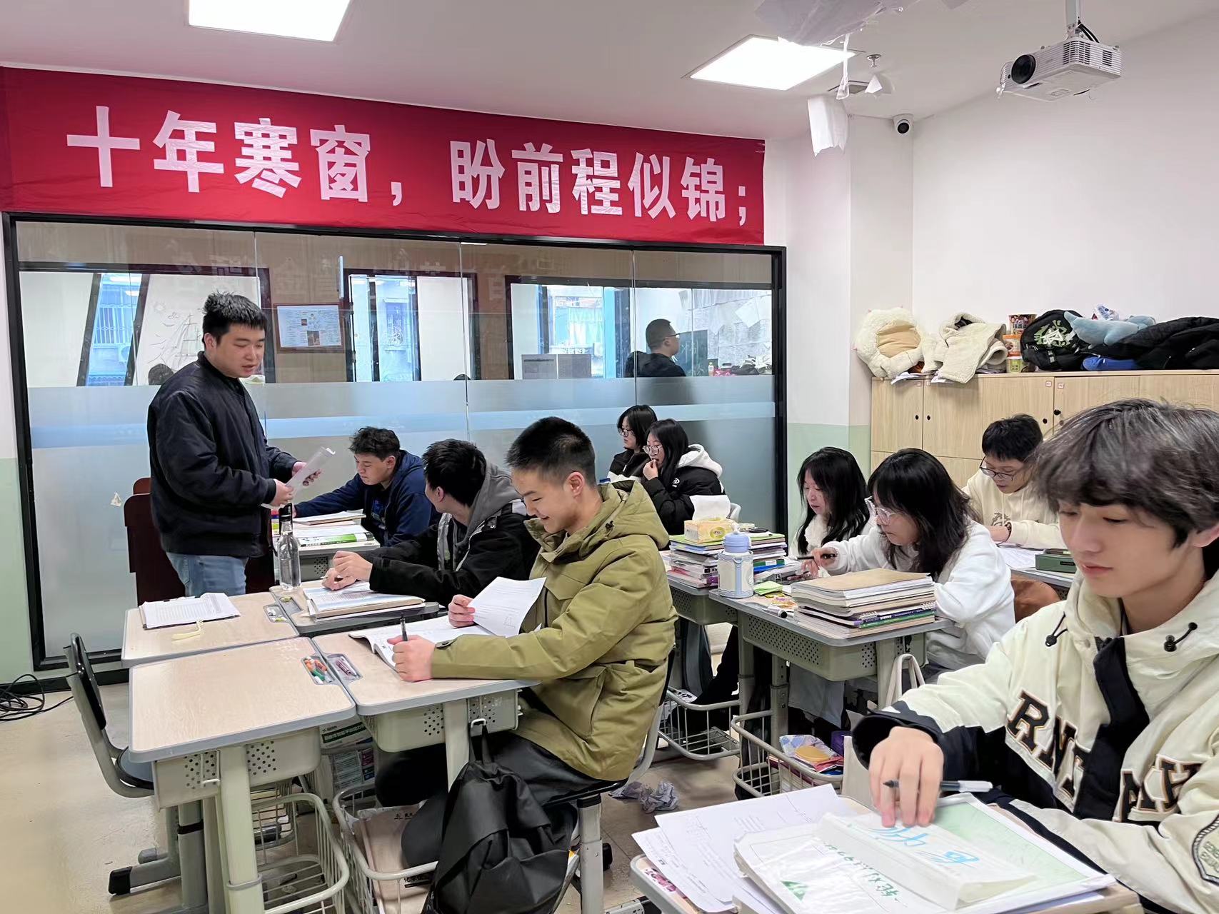 戴氏教育紫荆校区中考辅导寄宿制管理省心
