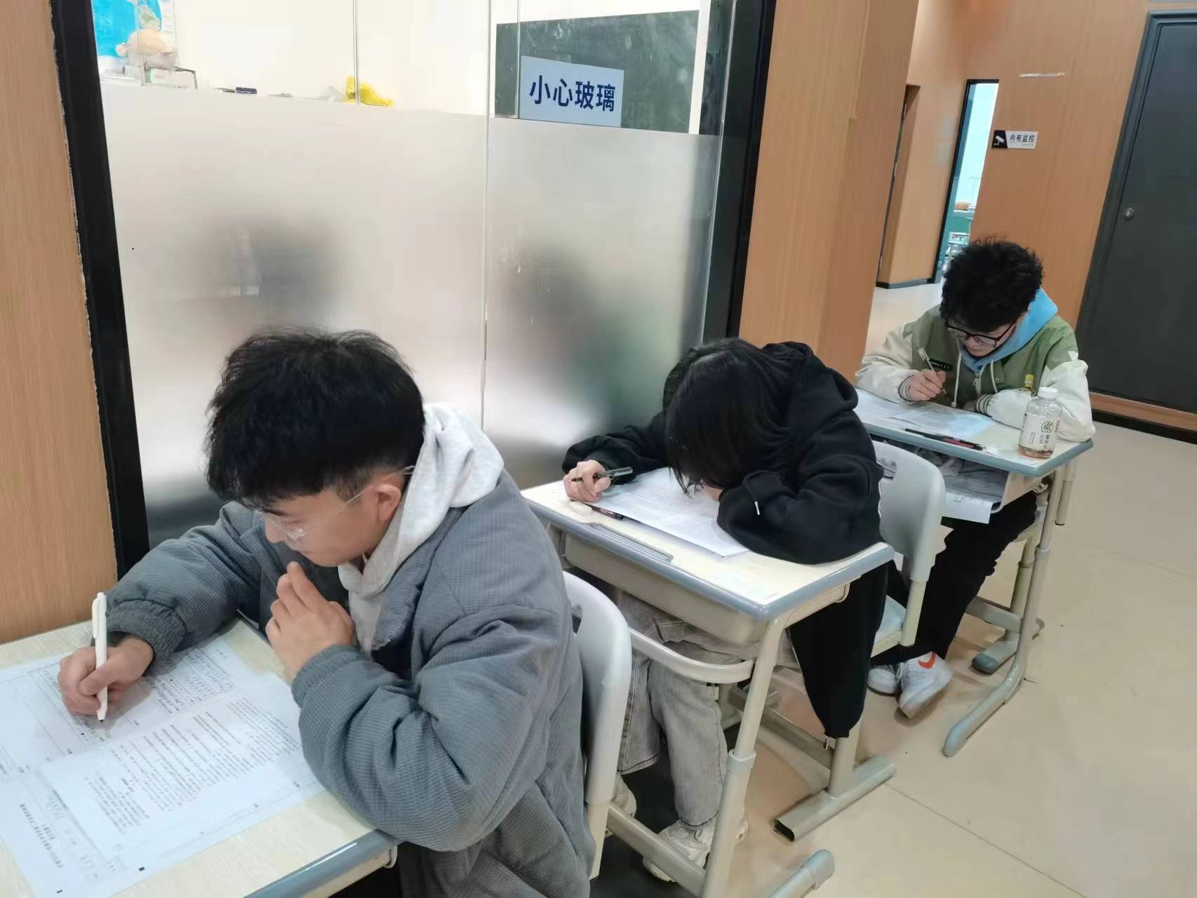 戴氏教育教学环境
