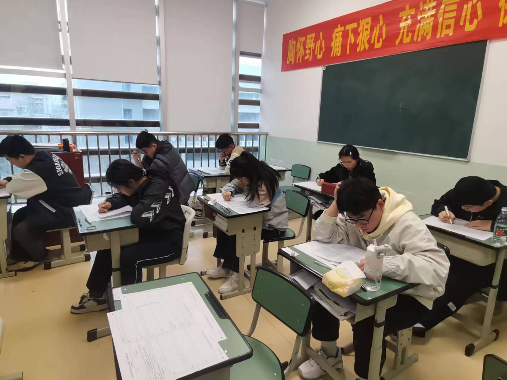 戴氏教育校区环境