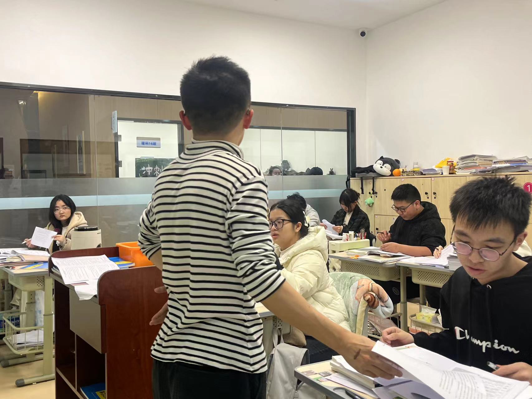 戴氏教育校区环境
