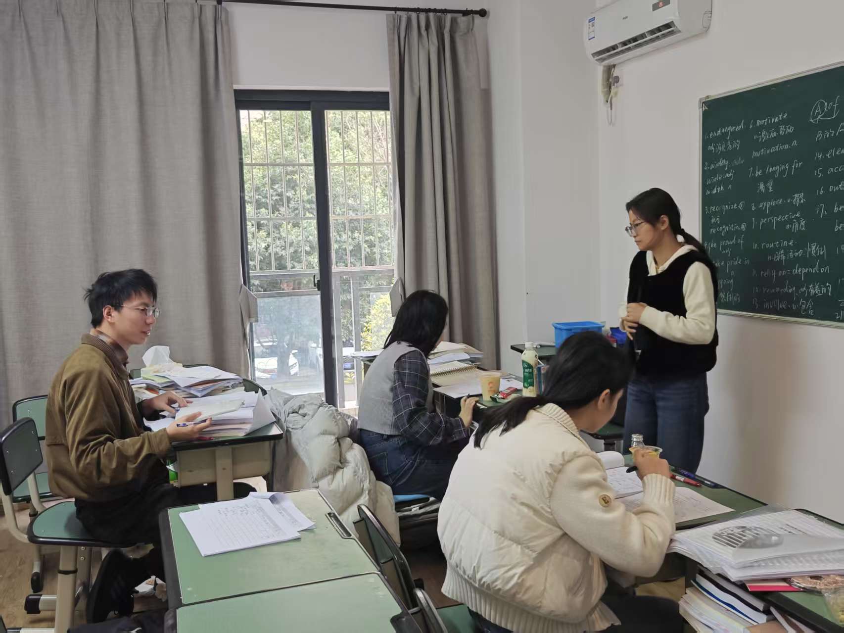 成都青羊区戴氏教育小学六年级辅导怎么收费