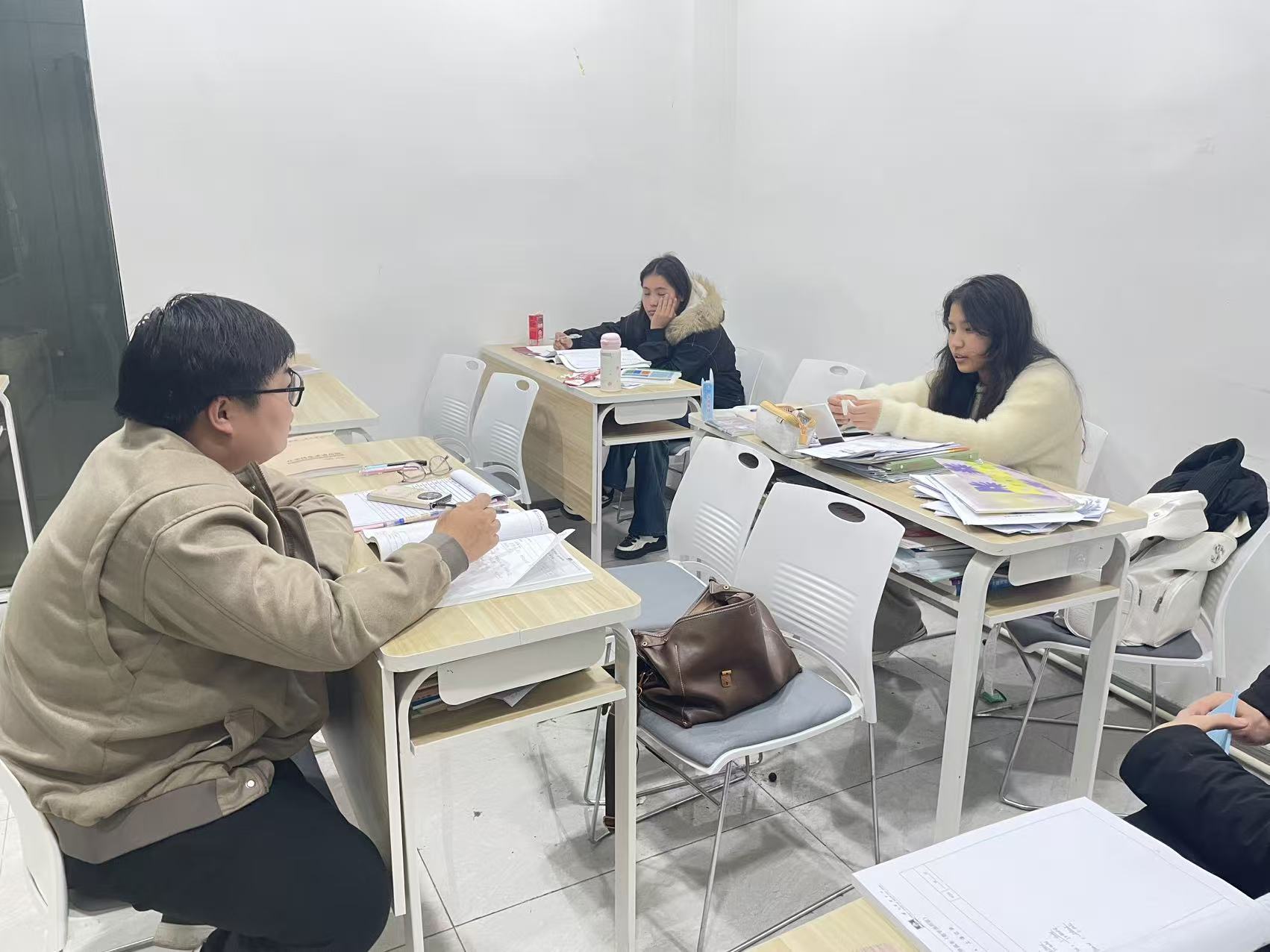 戴氏教育校区照片