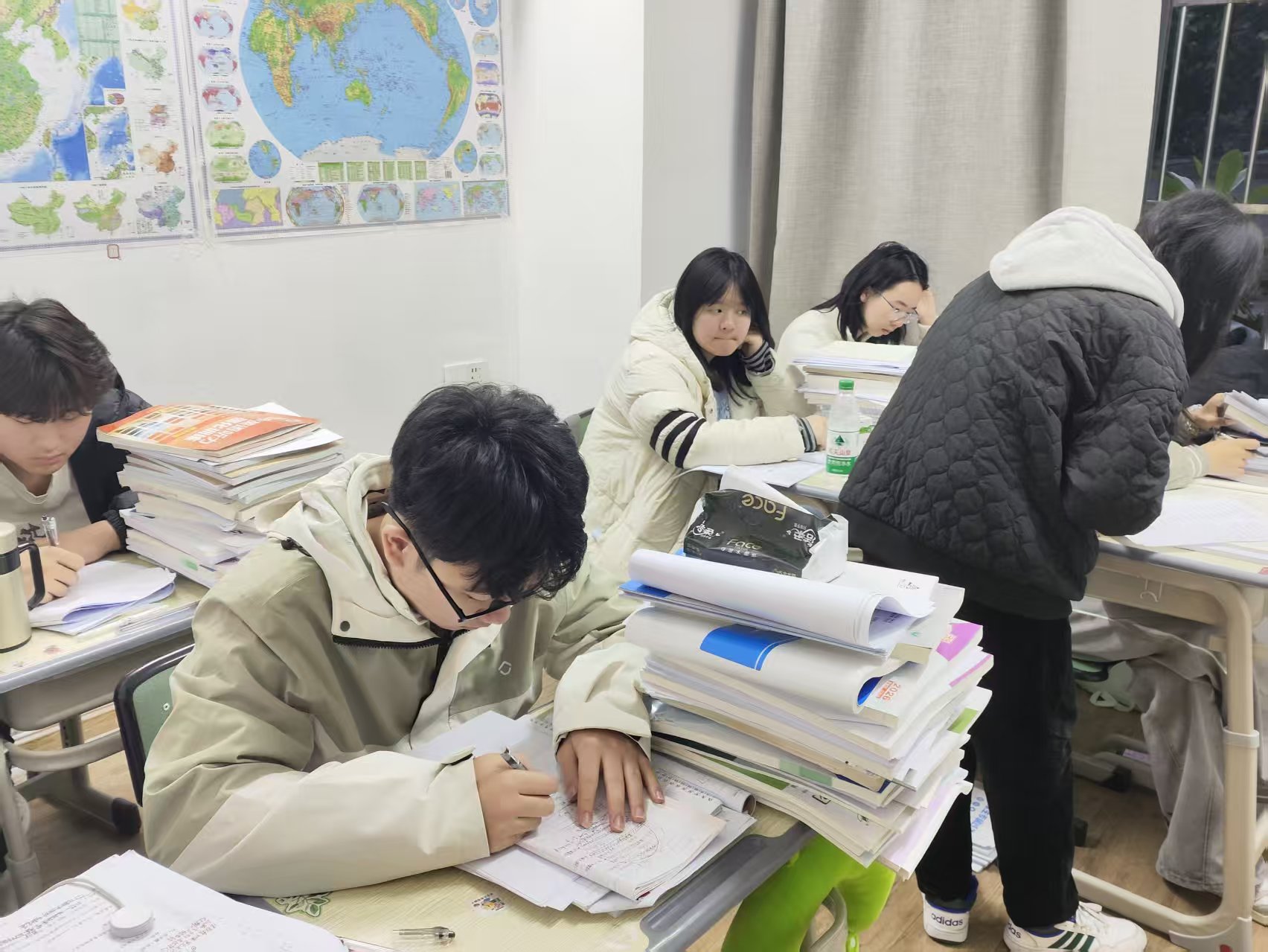 戴氏教育教学环境