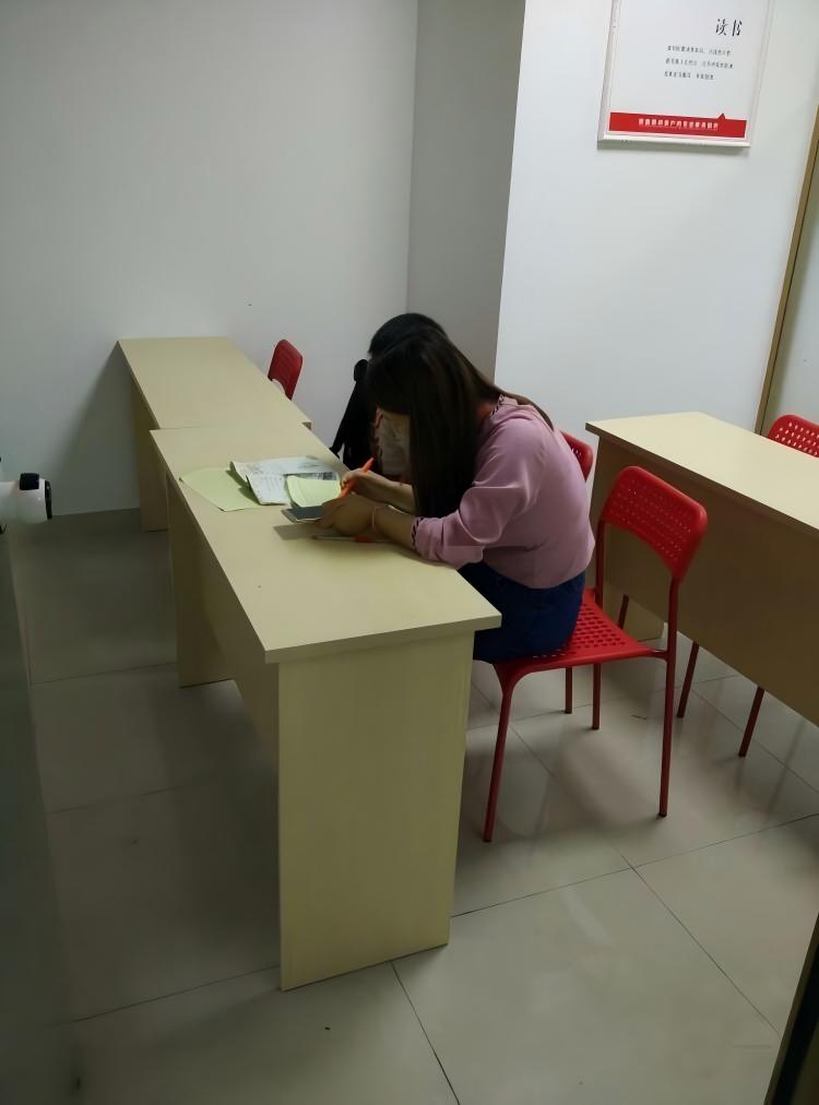 校区环境