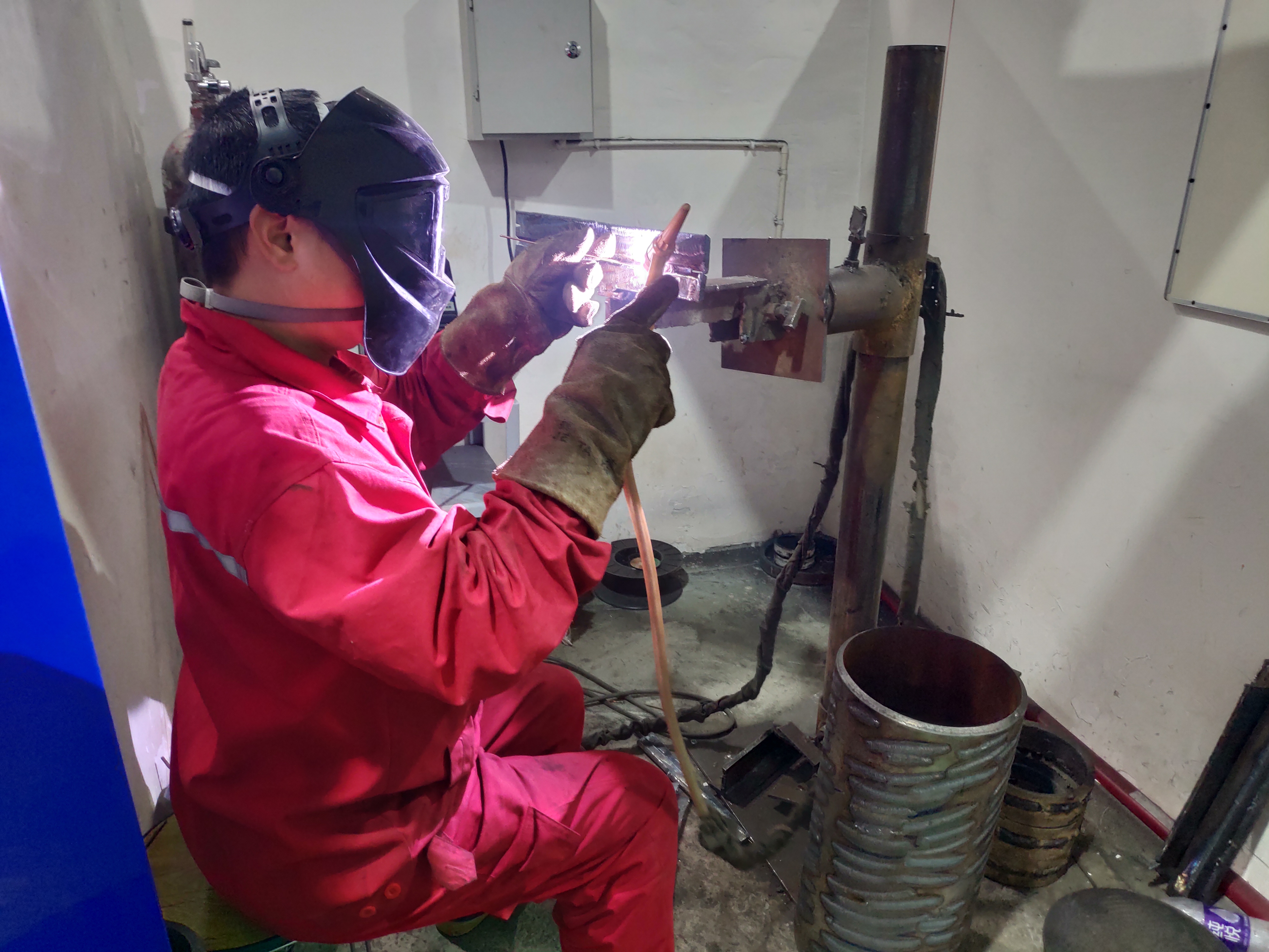 成都学焊工多维度分析：学习周期、上手难度、师资资质、课程就业全解读