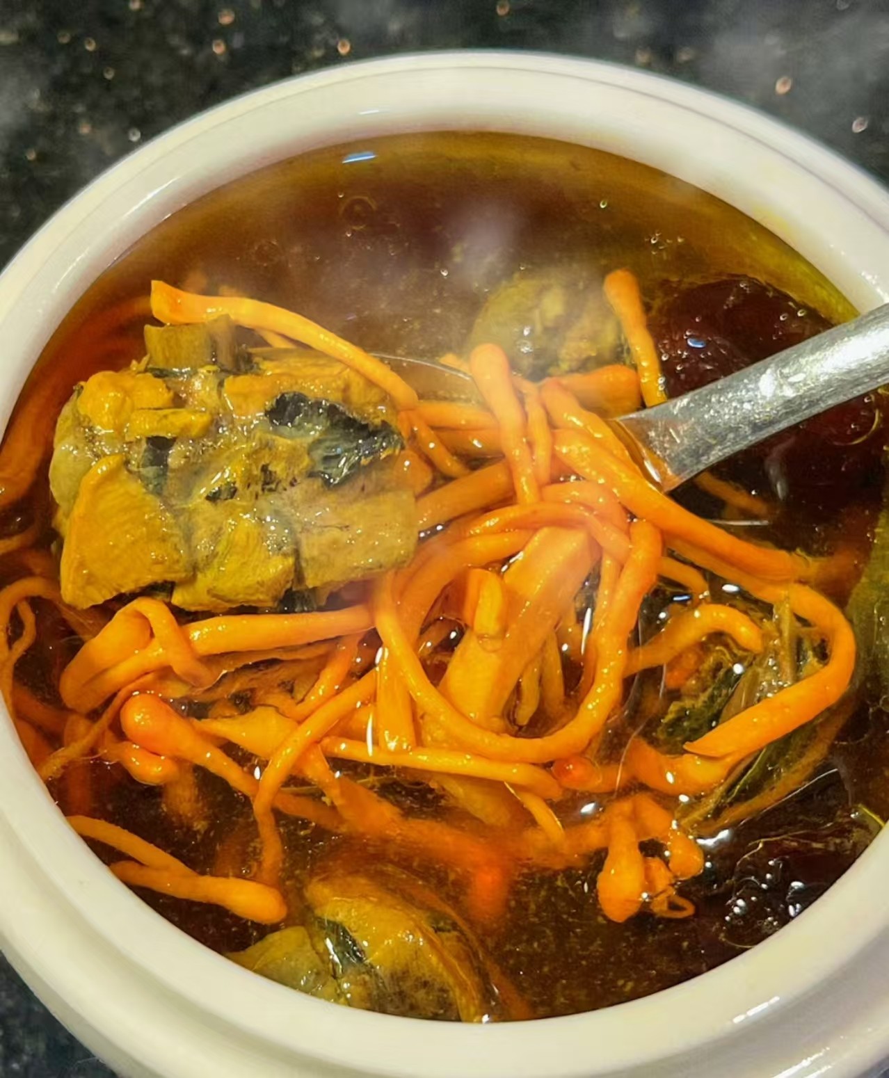 广式药膳炖汤火了这么多年