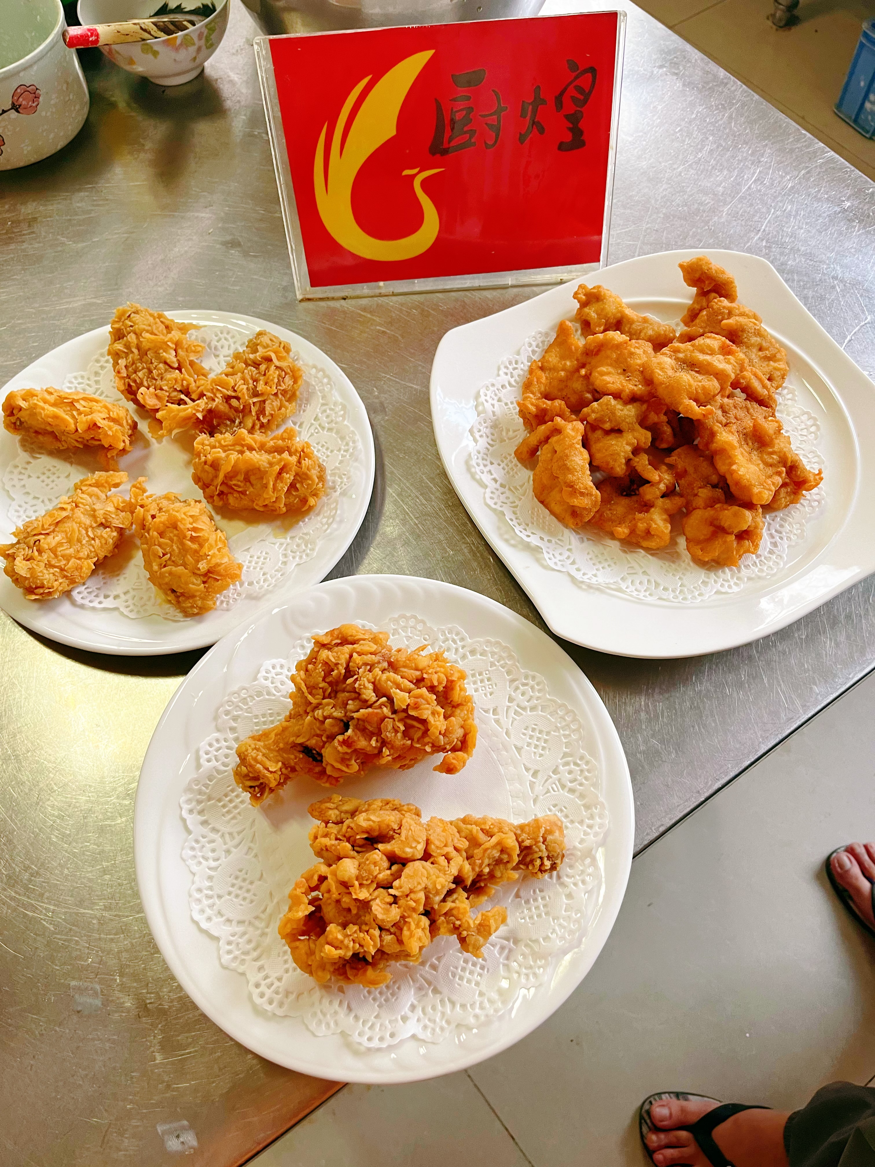 学正宗炸鸡锁骨技术，选厨煌！从腌料秘制到油炸把控，手把手教你做香酥入味的街头爆款
